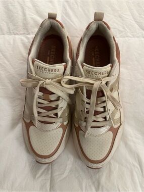 Skechers Los Angeles Cream and Dusty Rose Chunky Sneakers
